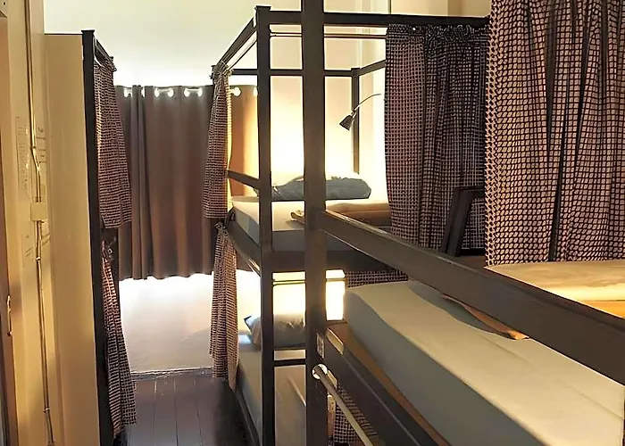 Hotel D-hub